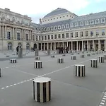 Palais Royal Apartment
