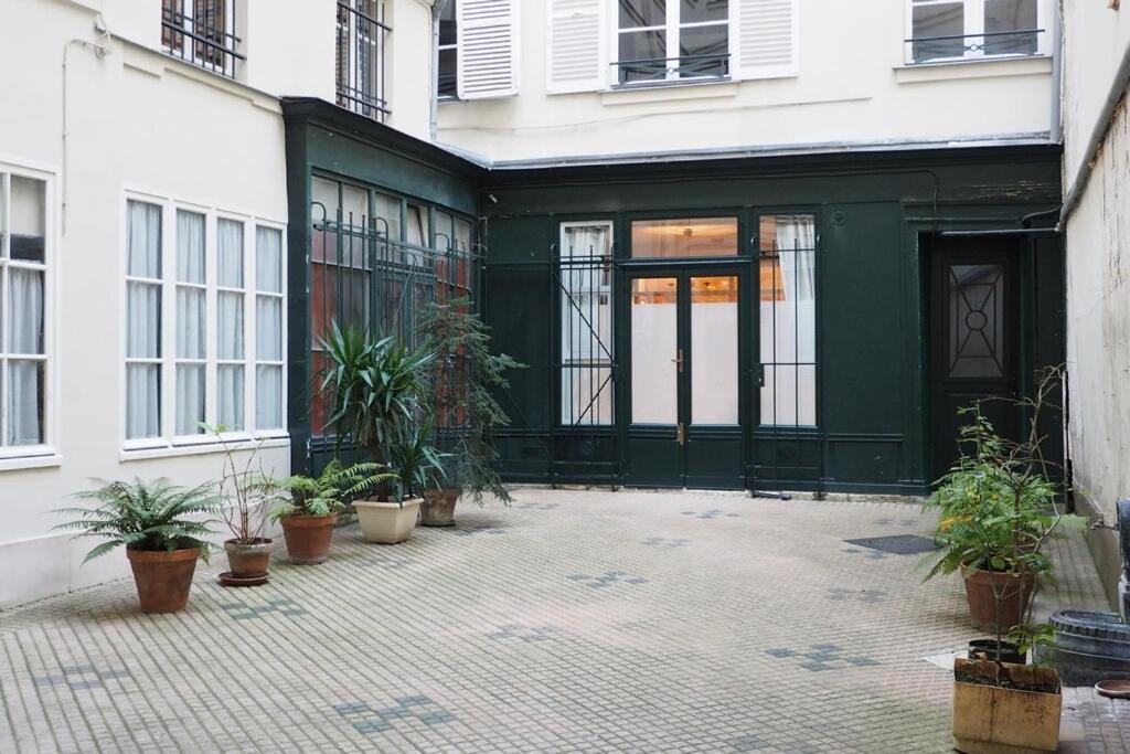 Apartment Palais Royal *